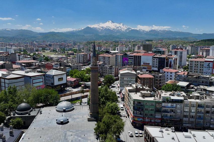 Kayseri için Prof. Dr. Akyüz'den dikkat çeken açıklama: Şu an cevabını veremiyoruz