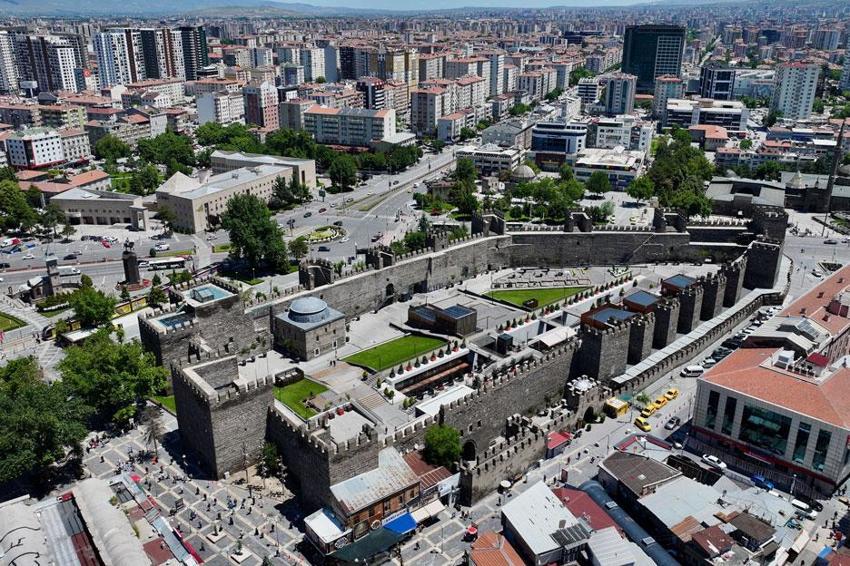 Kayseri için Prof. Dr. Akyüz'den dikkat çeken açıklama: Şu an cevabını veremiyoruz