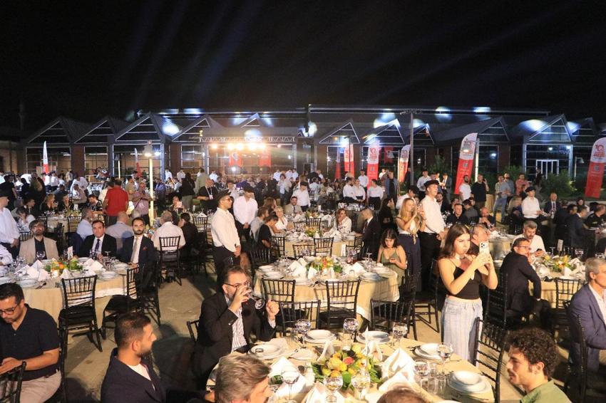 Uluslararası Adana Lezzet Festivali'nin gala gecesi düzenlendi