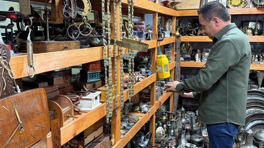 Bolu’da emekli oldu, 30 bin antika biriktirdi! Dükkanı gören geçmişe yolculuk yapıyor
