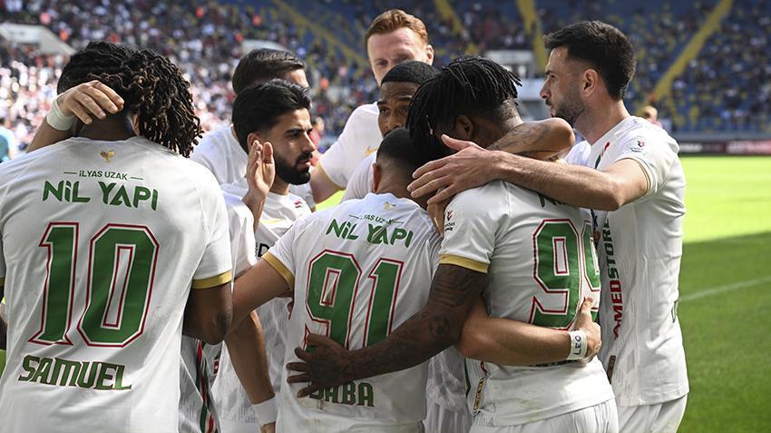 Gençlerbirliği-Amedspor maçında Gift Orban, Dia Saba'nın hareketi olay oldu