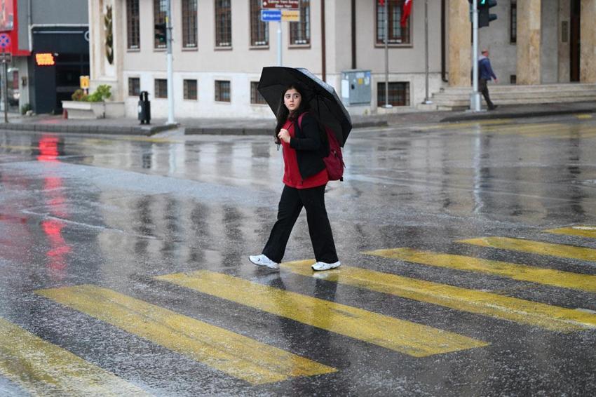 Gök gürültülü sağanak yağışlar geliyor! Meteoroloji tarih vererek uyardı: Tüm yurtta etkili olacak