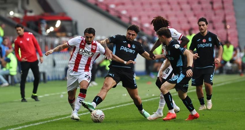 Thomas Reis tarihe geçti! Trabzonspor'dan Samsunspor deplasmanında farklı galibiyet