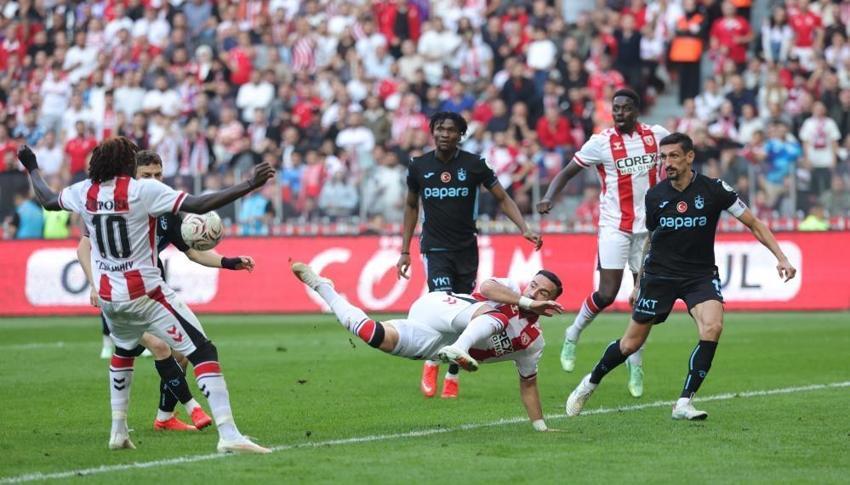 Thomas Reis tarihe geçti! Trabzonspor'dan Samsunspor deplasmanında farklı galibiyet