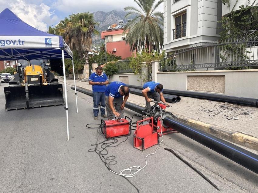 Antalya'da 1600 metrelik değişim başladı: Evlerin su bağlantıları da yenileniyor