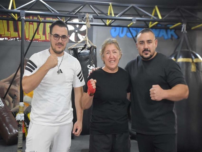 61 yaşında kick boksa başladı! Şimdi hedefi Dünya Kupası