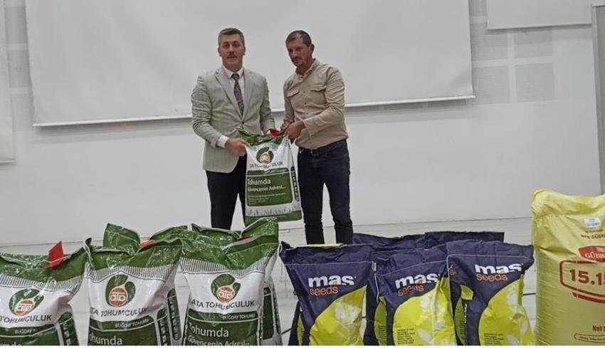 Havza'da çiftçiye dev destek: 510 üreticiye %75 hibeli tohum ve %100 hibeli gübre dağıtıldı!