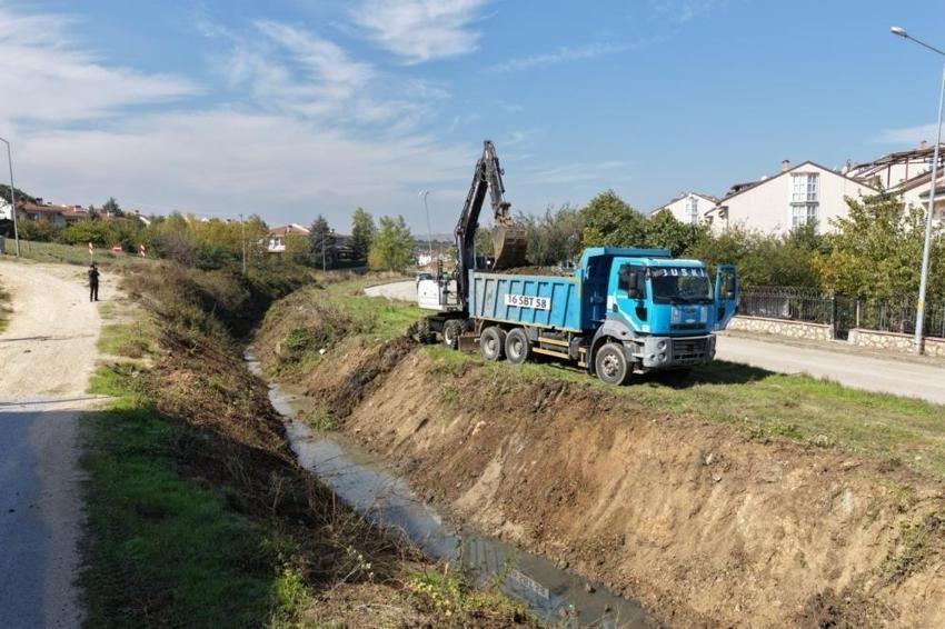 Bursa'nın derelerinde kapsamlı temizlik çalışması