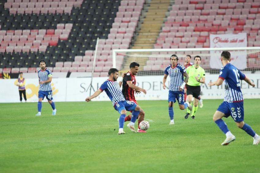Eskişehirspor'da Hakan Şapcı'nın planı tutmadı