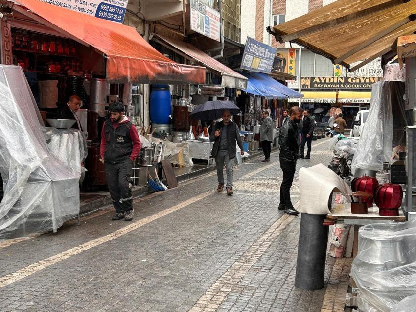 Soğuk havalar Van'da soba satışlarını erkene çekti!