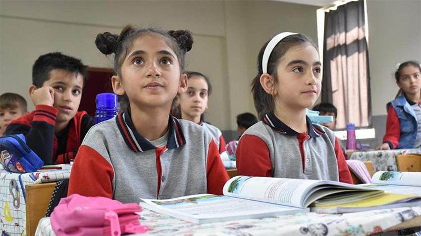 14 EKİM BUGÜN OKULLAR TATİL Mİ? İstanbul'da okul var mı, Valilik açıklama yaptı mı?