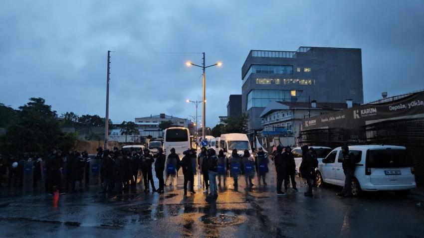HALK TV'YE KAYYUM ATANDI | Halk TV'ye neden kayyum atandı? TMSF'nin kararının arkasında ne var? İşte Halk TV canlı yayınında yaşananlar ve operasyonun detayları