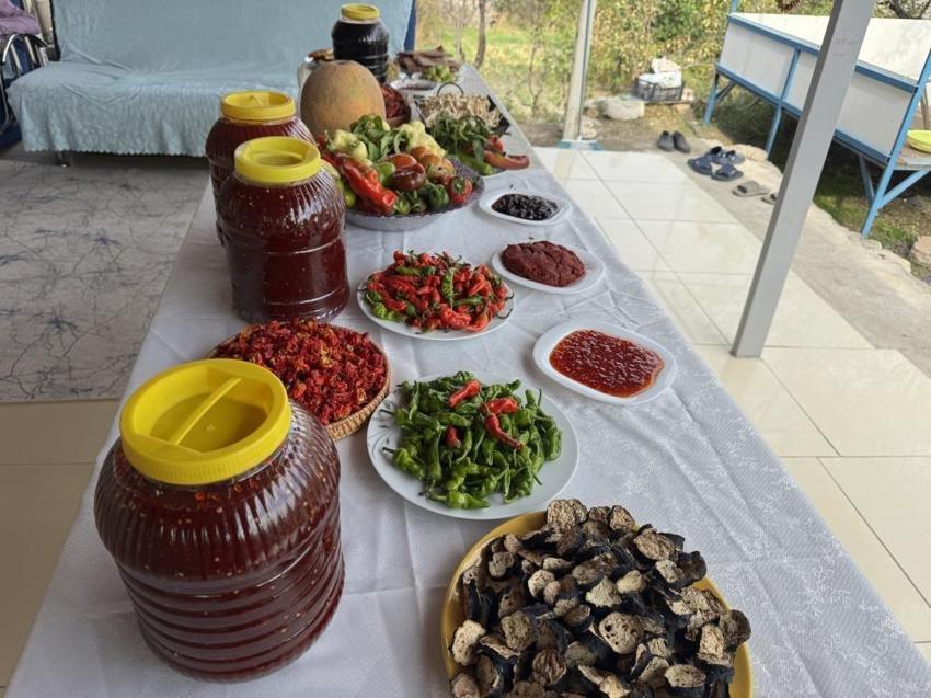 Çermik biberinden reçel yaptı! Diyarbakır'dan 81 ile gönderiyor, hedefi dünya