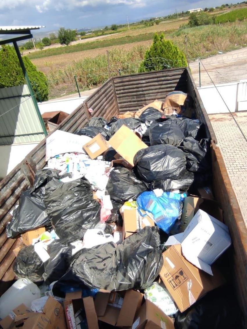 Manisa'da 5 tonluk dikkat çeken çalışma! Evlerdeki kullanılmayan ilaçlar toplandı