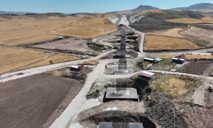 Ankara-Samsun arası 2,5 saate düşüyor: Karadeniz Limanlarını Akdeniz'e bağlayacak!