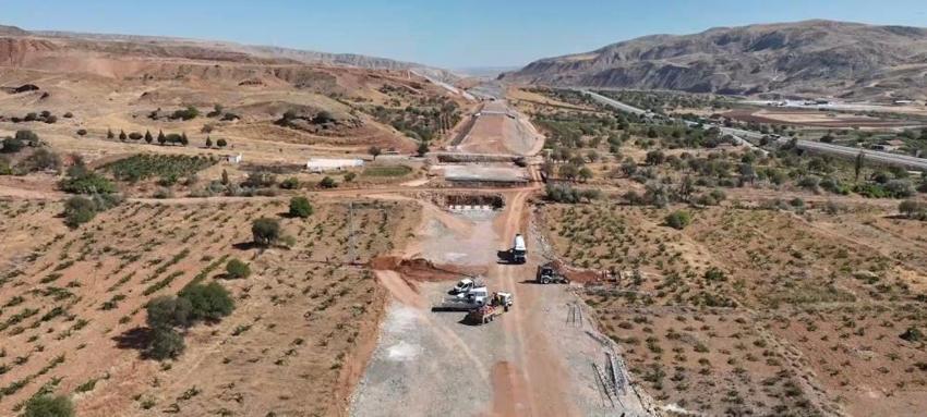 Ankara-Samsun arası 2,5 saate düşüyor: Karadeniz Limanlarını Akdeniz'e bağlayacak!