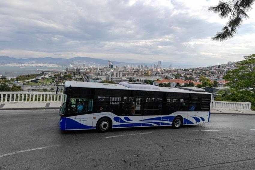 İzmir toplu ulaşımında yeni dönem: 111 yeni otobüs filoya katılıyor
