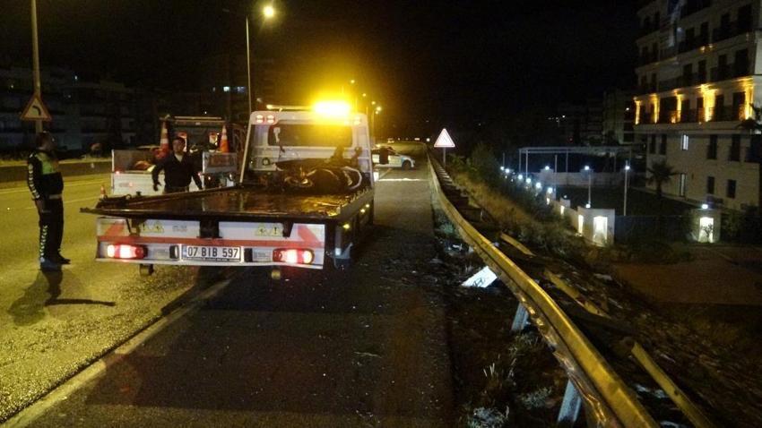 Antalya'da 22 yaşındaki gencin yürek yakan ölümü: 7 saat önce "Ölürüz" dedi, kazada hayatını kaybetti