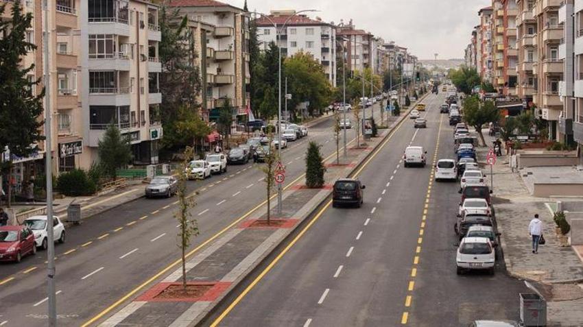 Gaziantep’te iki önemli cadde yenilendi! Trafikte konfor ve güvenlik artacak