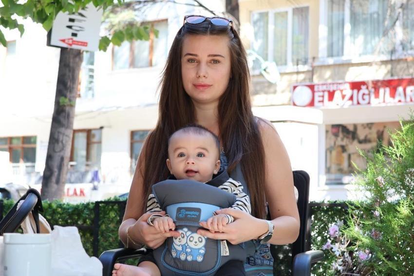 Eskişehirli genç anne evinde başladığı epoksi takı üretimiyle türkiye’nin dört bir yanına ulaşıyor!