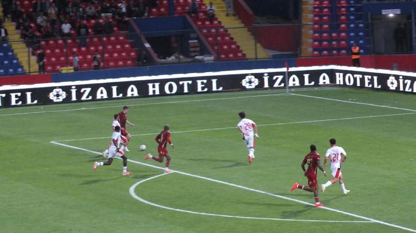 Mardin 1969 Spor- Fatih Karagümrük maçında 3 puan tek golle geldi