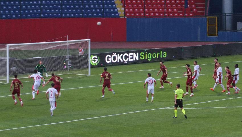 Mardin 1969 Spor- Fatih Karagümrük maçında 3 puan tek golle geldi