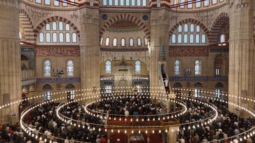 16 EKİM 2026 CUMA HUTBESİ YAYIMLANDI! Diyanet bugünkü Cuma hutbesi konusu, PDF metni ve duaları