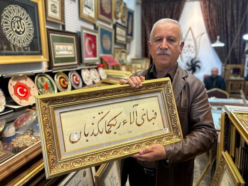 Vanlı hattat, ecdadın sanatını geleceğe taşıyarak çok sayıda öğrencinin yetişmesine katkı sağladı