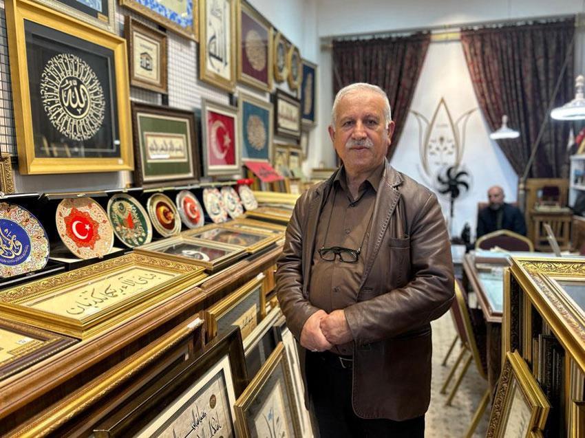 Vanlı hattat, ecdadın sanatını geleceğe taşıyarak çok sayıda öğrencinin yetişmesine katkı sağladı