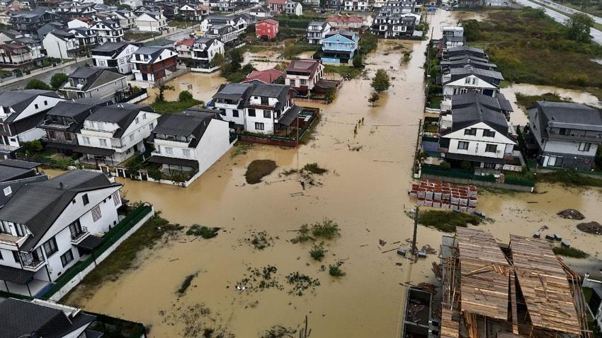 Meteoroloji, Bakan Kurum, Valilik ve AKOM'dan uyarılar peş peşe geldi: Kuvvetli sağanak yağışlar 41 ilde etkili olacak!