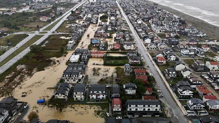 Meteoroloji, Bakan Kurum, Valilik ve AKOM'dan uyarılar peş peşe geldi: Kuvvetli sağanak yağışlar 41 ilde etkili olacak!