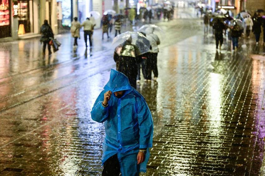 Meteoroloji, Bakan Kurum, Valilik ve AKOM'dan uyarılar peş peşe geldi: Kuvvetli sağanak yağışlar 41 ilde etkili olacak!
