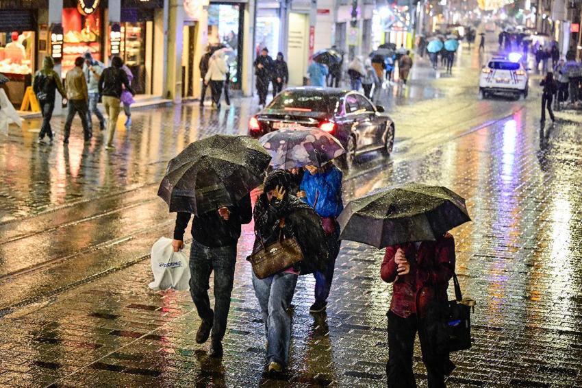 Meteoroloji, Bakan Kurum, Valilik ve AKOM'dan uyarılar peş peşe geldi: Kuvvetli sağanak yağışlar 41 ilde etkili olacak!