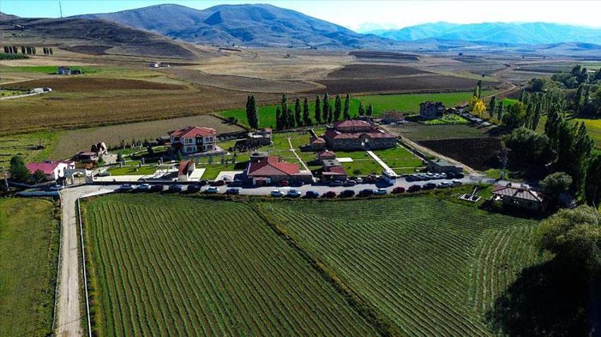Bayburt'un köyünden Avrupa'ya uzanan müzecilik başarısı! Son 5 yılda 5 ödül kazandı