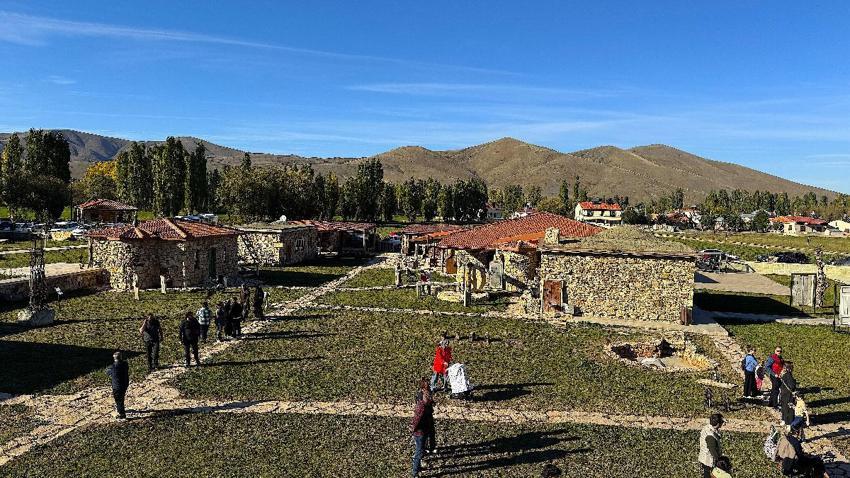 Bayburt'un köyünden Avrupa'ya uzanan müzecilik başarısı! Son 5 yılda 5 ödül kazandı