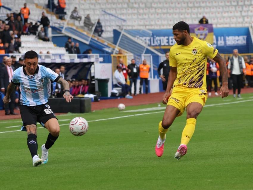 Erzurumspor FK'da Cardoso, Eren Tozlu değil yeni transferi linç ettiler: Eminönü saatçilerinden mi aldınız?
