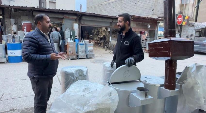 Havaların soğumasıyla birlikte Yüksekovada kış hazırlıkları başladı! Sobacılar Sokağı’nda hareketlilik yaşanıyor