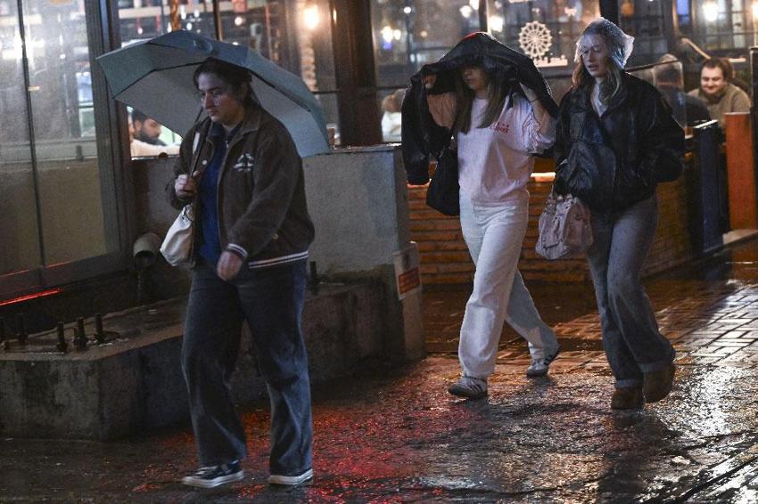 Sağanak yağışlar etkili olacak! Meteoroloji açıkladı Bakan Kurum uyardı: 10 ilde turuncu, 26 ilde sarı kodlu uyarı var