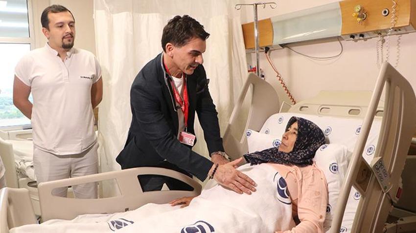 Kabızlık şikayetiyle hastaneye gitti, rektum kanseri teşhisi kondu! Robotik ameliyat ile ayağa kalktı