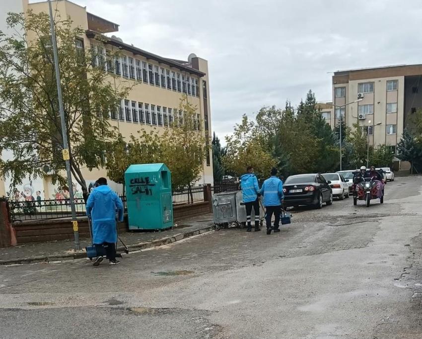 Her gün 240 ton atık çıkıyor! Adıyaman'da 54 araçla yoğun çalışma
