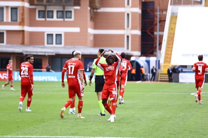 Kasımpaşa'dan Samsunspor'a 4 gollü darbe! Nenad Bjelica ilk maçında yıkıldı