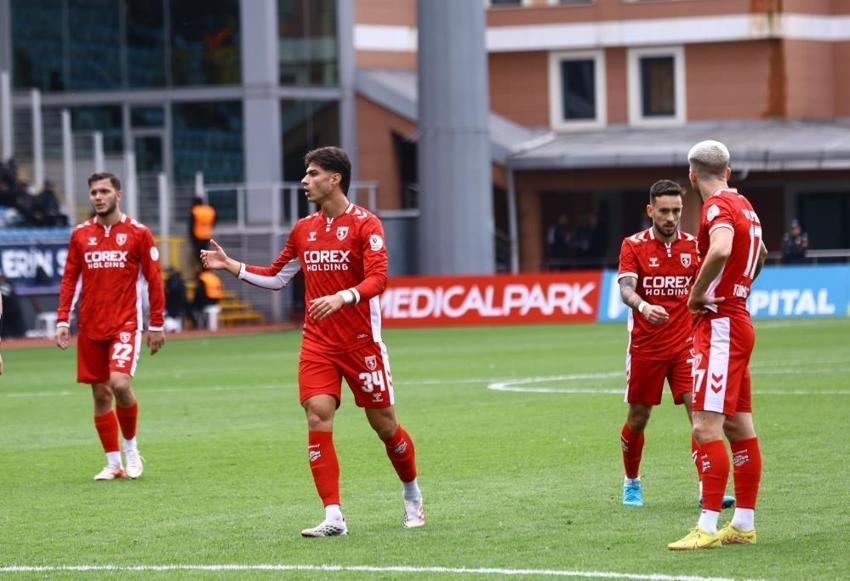 Kasımpaşa'dan Samsunspor'a 4 gollü darbe! Nenad Bjelica ilk maçında yıkıldı