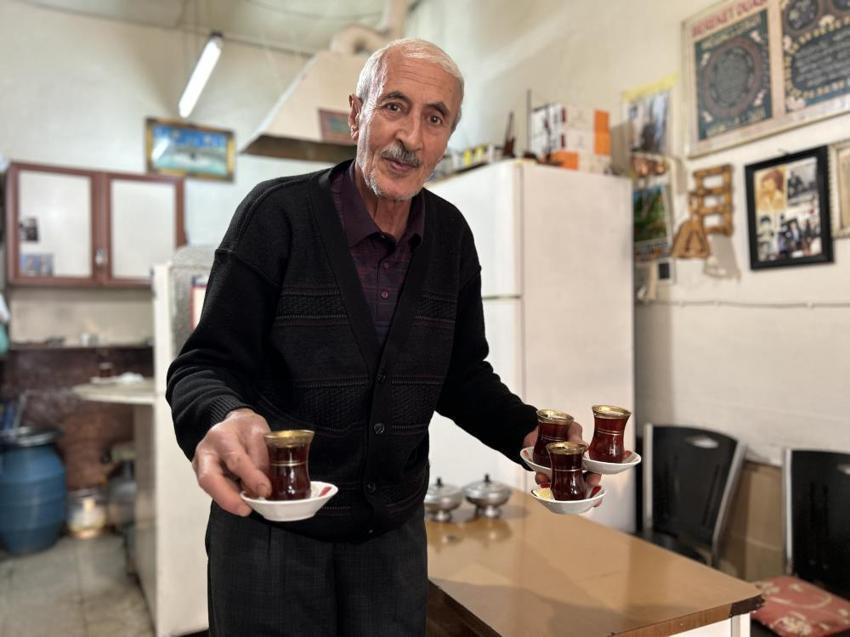 Van'da 12 yaşında başladı, 45 yıldır her gün yapıyor