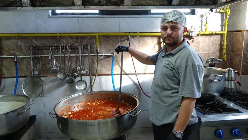 Yozgat'ta her gün binlerce öğrenci aşevine akın ediyor!
