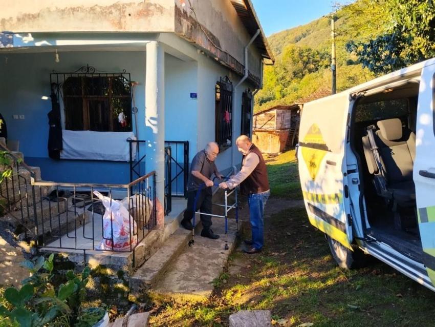 Ordu’da hayatı kolaylaştıran hizmet: Özel bireyler evlerinden alınıyor