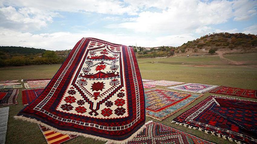 Yörük kadını altın oranı bilerek bu mirası geleceğe taşıdı! 50 kentte sergi açtı, üniversite öğrencilerine ders oldu!