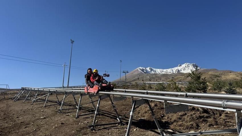 Erciyes'te geri sayım! Test sürüşlerine geçildi: 1.100 metrelik dev parkurda nefesler tutuldu