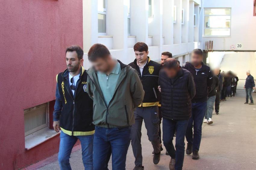 Adana'da hasarlı araçlarla milyonluk vurgun! Sigorta şirketlerini böyle soymuşlar
