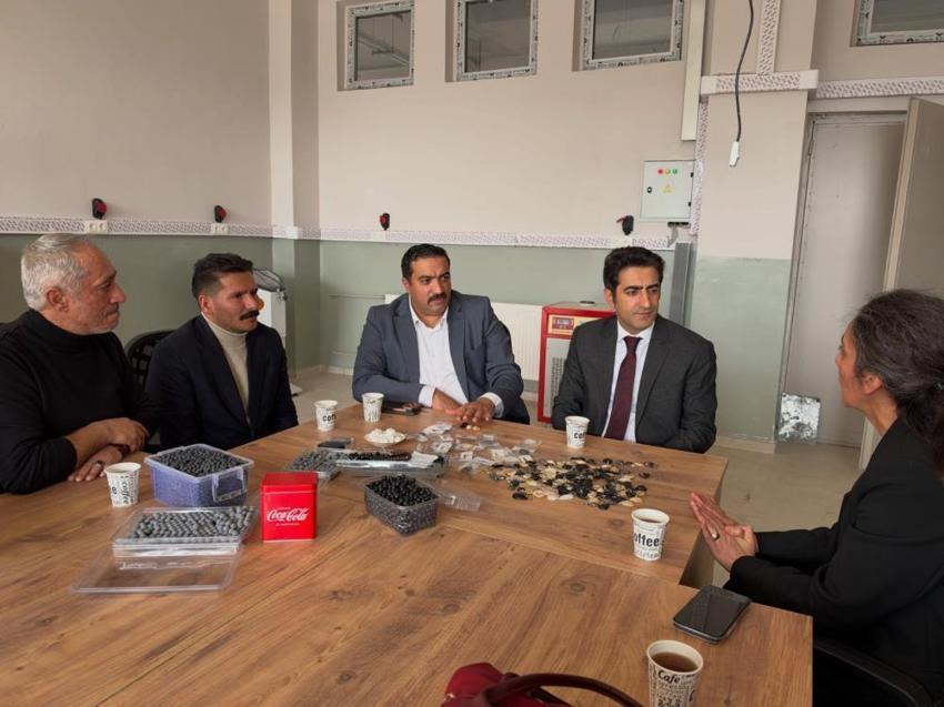Ham taş olarak çıkarılıyordu, şimdi mücevher gibi işleniyor: Sarıkamış’ın Volkanik mirası kadın eliyle sanata dönüşüyor