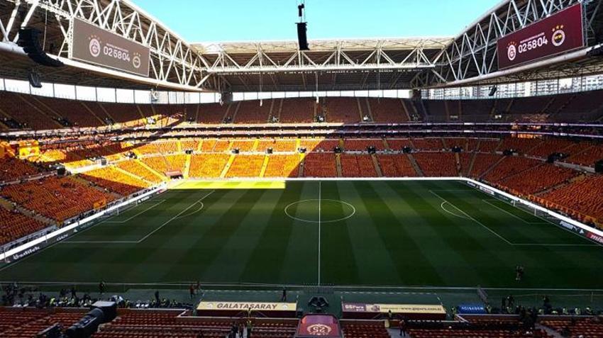 GALATASARAY - FENERBAHÇE derbisi ne zaman, saat kaçta, hangi kanalda? Derbi günü değişti mi?
